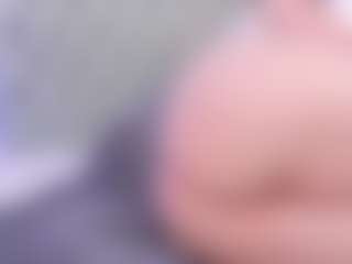 Anette-Cooper MILF webcam performer live streaming