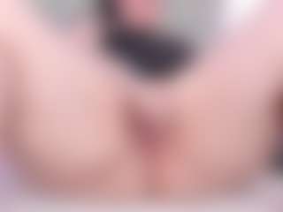 Live cam show with Anette-Cooper - Curvy on Gym Cam Girls