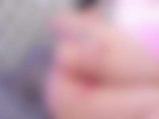 Anette-Cooper MILF webcam performer live streaming