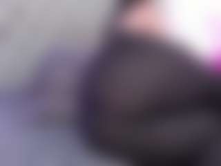Live cam show with Anette-Cooper - Public MILF on luckytryst.com