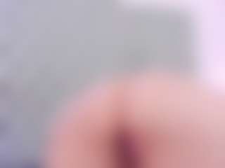 Live cam show with Anette-Cooper - Bedroom MILF on sexylive.show
