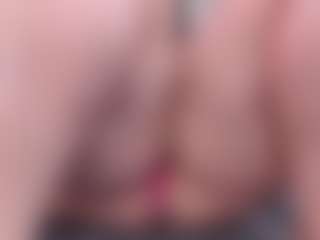 Live cam show with Anette-Cooper - Asshole on Camsoda