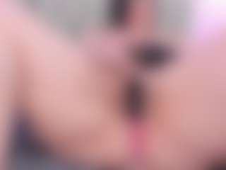 Live cam show with Anette-Cooper - Asshole on Mixed Magazine Live