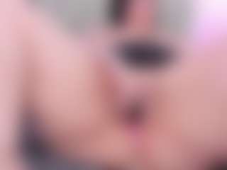 Live cam show with Anette-Cooper - Anal MILF on intimatelivegirls.com