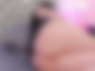 Anette-Cooper MILF webcam performer live streaming