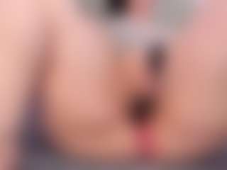 Anette-Cooper MILF webcam performer live streaming