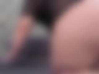 Anette-Cooper MILF webcam performer live streaming