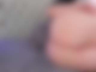 Live cam show with Anette-Cooper - Tease on CamClone