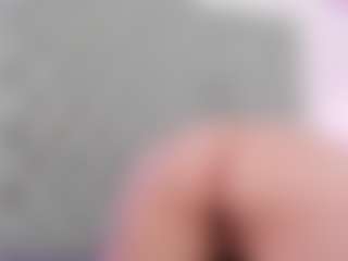 Live cam show with Anette-Cooper - Bedroom on Gym Cam Girls