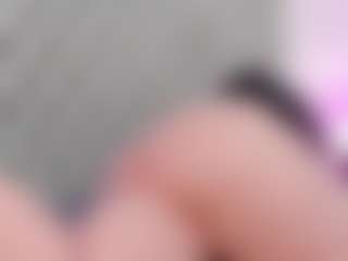 Anette-Cooper MILF webcam performer live streaming