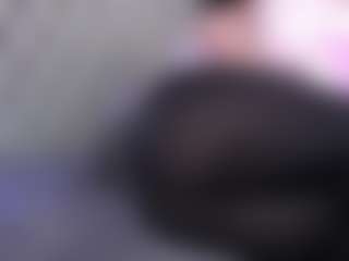Live cam show with Anette-Cooper - Public on Soda Cam