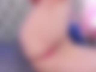 Anette-Cooper MILF webcam performer live streaming