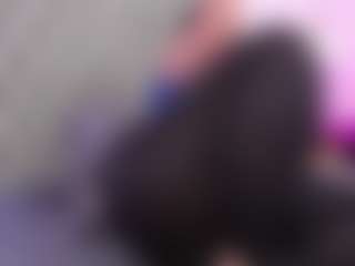Anette-Cooper MILF webcam performer live streaming