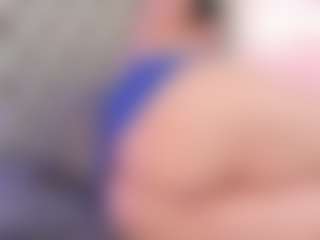 Anette-Cooper MILF webcam performer live streaming