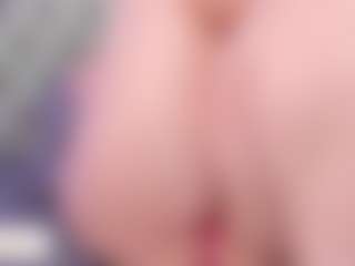 Anette-Cooper MILF webcam performer live streaming