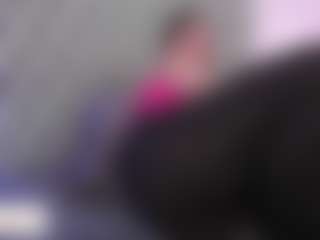 Anette-Cooper MILF webcam performer live streaming