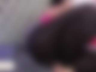Live cam show with Anette-Cooper - Public Curvy on Camsoda