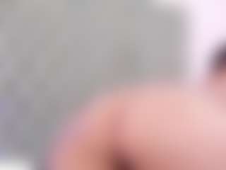 Live cam show with Anette-Cooper - Latina MILF on Livezox | colombia