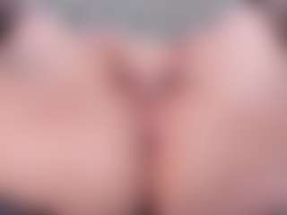 Anette-Cooper MILF webcam performer live streaming