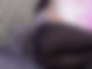 Anette-Cooper MILF webcam performer live streaming