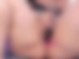 Live cam show with Anette-Cooper - Public on Camsoda