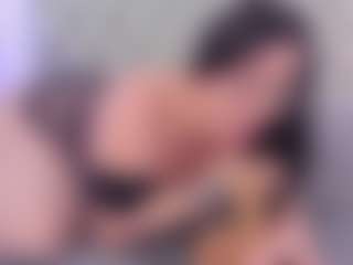 Live cam show with Anette-Cooper - Middle Aged on madthumbs