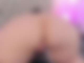 Anette-Cooper's Live Sex Cam Show