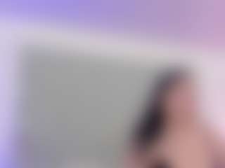 Anette-Cooper MILF webcam performer live streaming