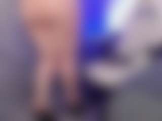 Live cam show with Anette-Cooper - Natural on Soda Cam