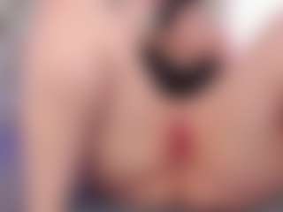Live cam show with Anette-Cooper - Public on Stripli.com