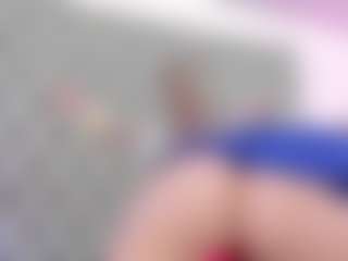 Live cam show with Anette-Cooper - Glasses on camwithhim.com