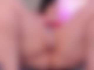 Live cam show with Anette-Cooper - Middle Aged on Camsoda