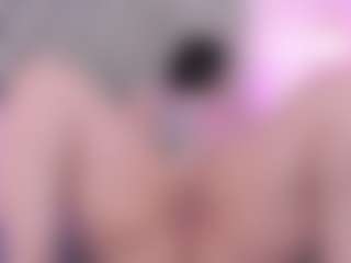 Live cam show with Anette-Cooper - Bedroom MILF on CamwithHer