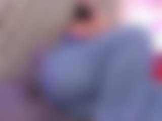 Anette-Cooper MILF webcam performer live streaming