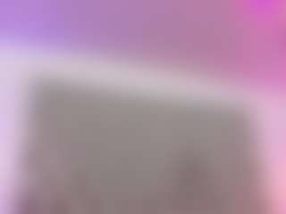 Live cam show with Anette-Cooper - Public MILF on live.xbliss.ai