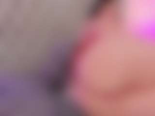 Anette-Cooper MILF webcam performer live streaming