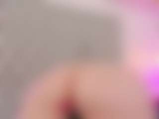 Anette-Cooper MILF webcam performer live streaming