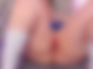 Live cam show with Anette-Cooper - Public on Camsoda