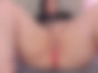 Anette-Cooper MILF webcam performer live streaming