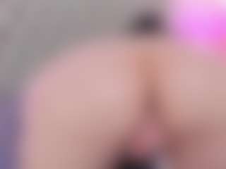 Live cam show with Anette-Cooper - Public on https://playwithruby.com