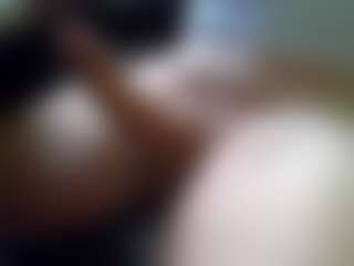 bone2azz's Live Sex Cam Show
