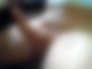 bone2azz's Live Sex Cam Show