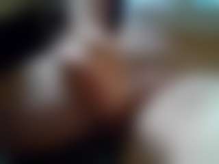 bone2azz's Live Sex Cam Show