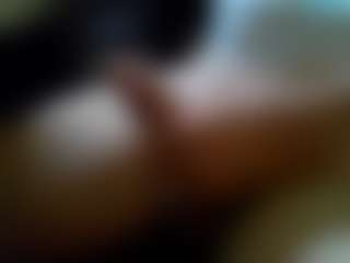 bone2azz's Live Sex Cam Show