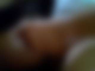 bone2azz's Live Sex Cam Show