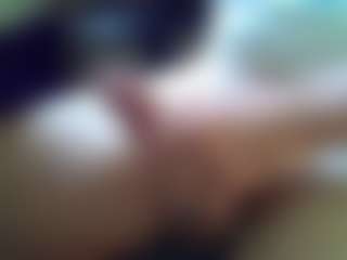 bone2azz's Live Sex Cam Show