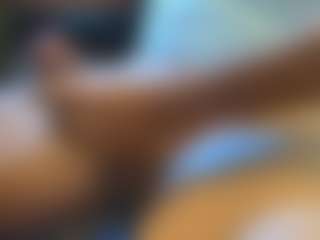 bone2azz's Live Sex Cam Show
