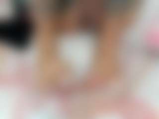 Hanna-moore1's Live Sex Cam Show