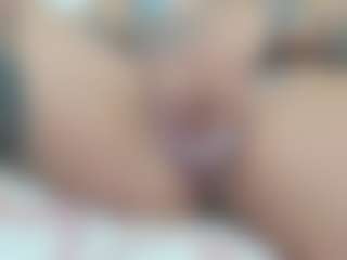 Hanna-moore1's Live Sex Cam Show