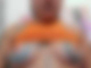 Hanna-moore1's Live Sex Cam Show